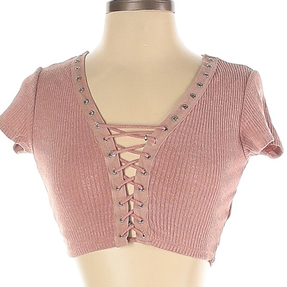 Small Mauve Pink Better Be Short Sleeve Sexy Lace-Up Neck Cropped Top Like New - Picture 1 of 2
